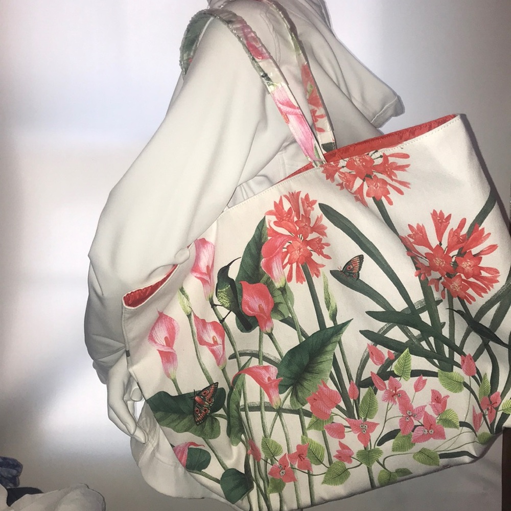 Estée Lauder bag bundle!